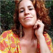 Hola! Soy artesana con 10 años de experiencia y enseño en talleres de macramé el arte de tejer